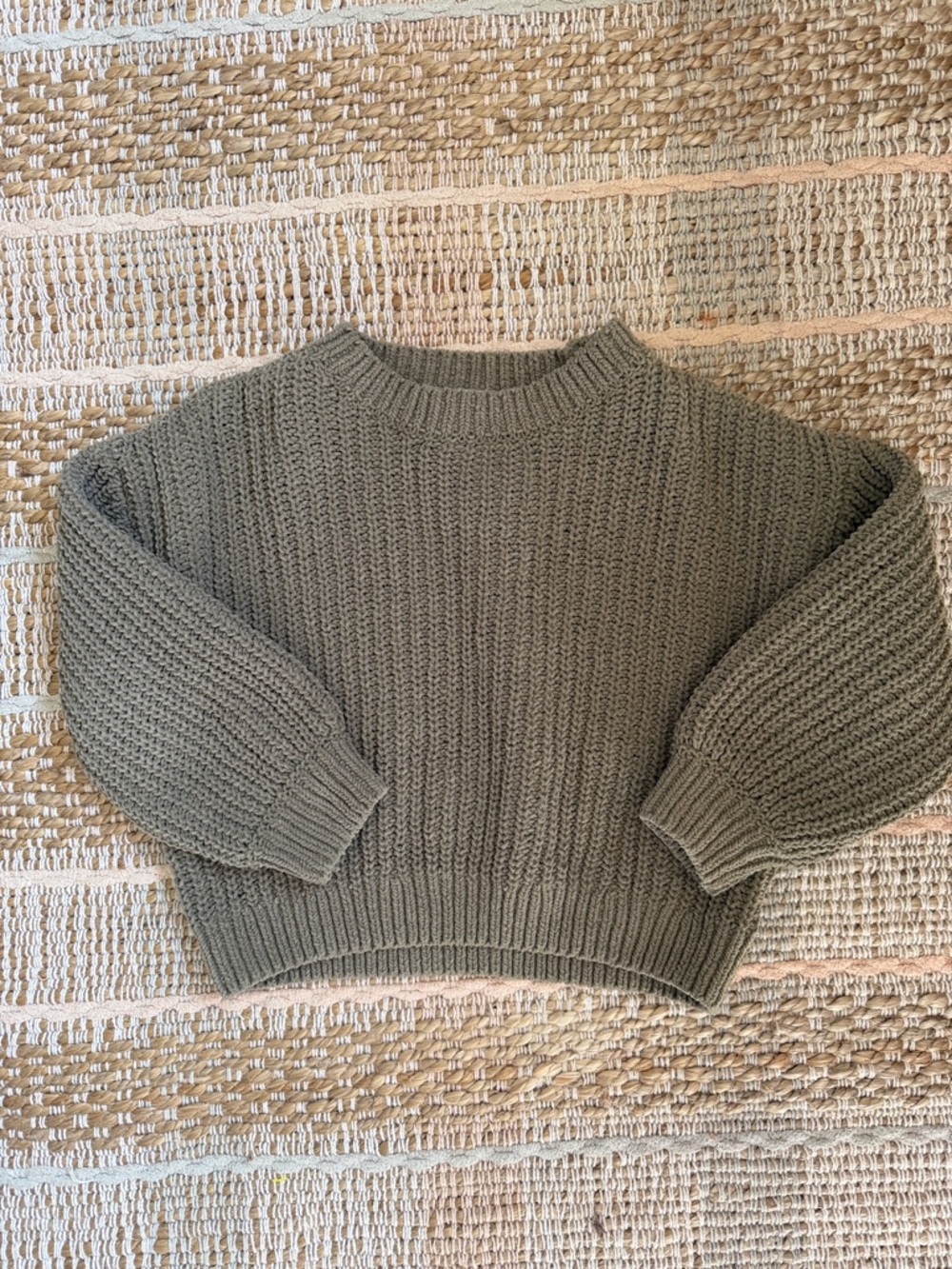 H&M Olive Green Ribbed Crewneck Sweater